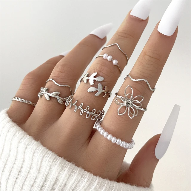 10pcs/Set New Fashion Leaf Imitation Flower Pearl Petal Wave Twist Simple Metal Hollow Ring Suitable For Women's Daily Wear 2