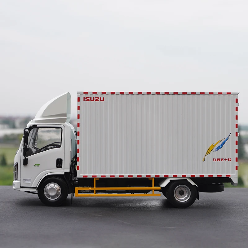ミニカー 1/18 いすゞ ウイング 軽トラックモデル Amazon.co.jp: ミニカー 1/18 いすゞ ウイング 軽トラックモデル