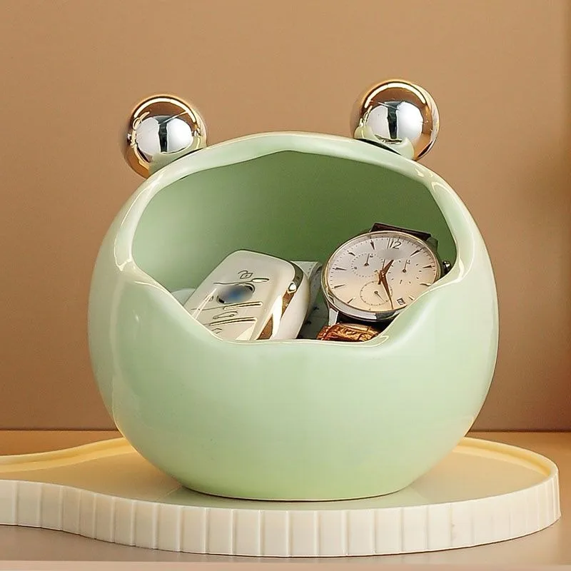 Luxury Cartoon Ornaments Ashtray Figurines Wine Rack Home Gift for Living Room Key Storage Decor Ornament Candy Container