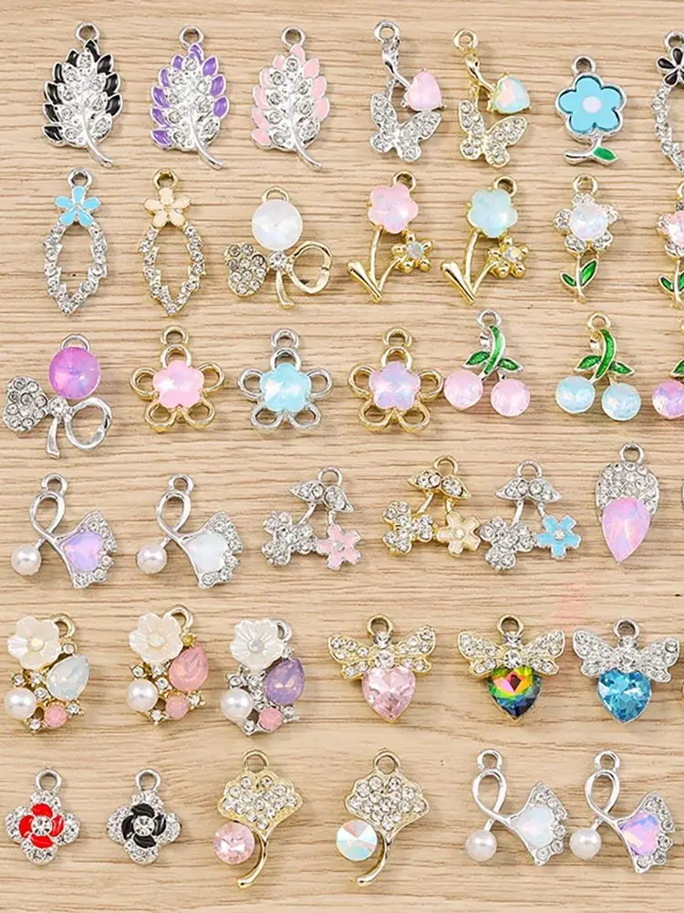 Tusember 10 Stück exquisite gold- und silberfarbene Kristallblumen-Anhänger für die Schmuckherstellung, modische Ohrringe, Halsketten, Blumenanhänger – Detail 1