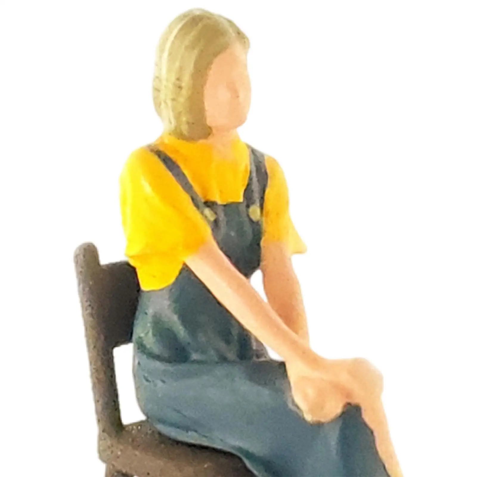 Resin 1:64 Figure Reader Diorama Toys Character Doll Miniatures DIY Model
