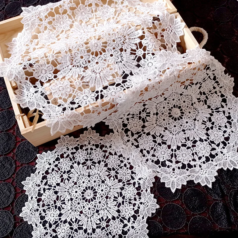Table plate bowl insulation pad round hollow coaster lace embroidered tablecloth fabric decoration 1 PCS lace coaster
