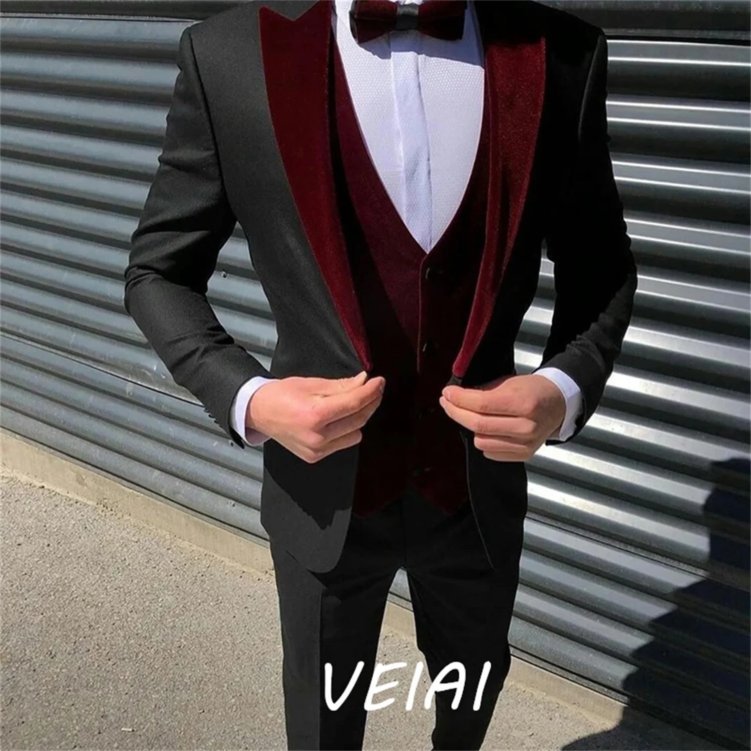 

Burgundy Velvet Vest Costume Homme Men Suit 3 Pieces Slim Fit Suit Groom Tuxedos Terno Wedding Blazer (Jacket+Pants+Vest)