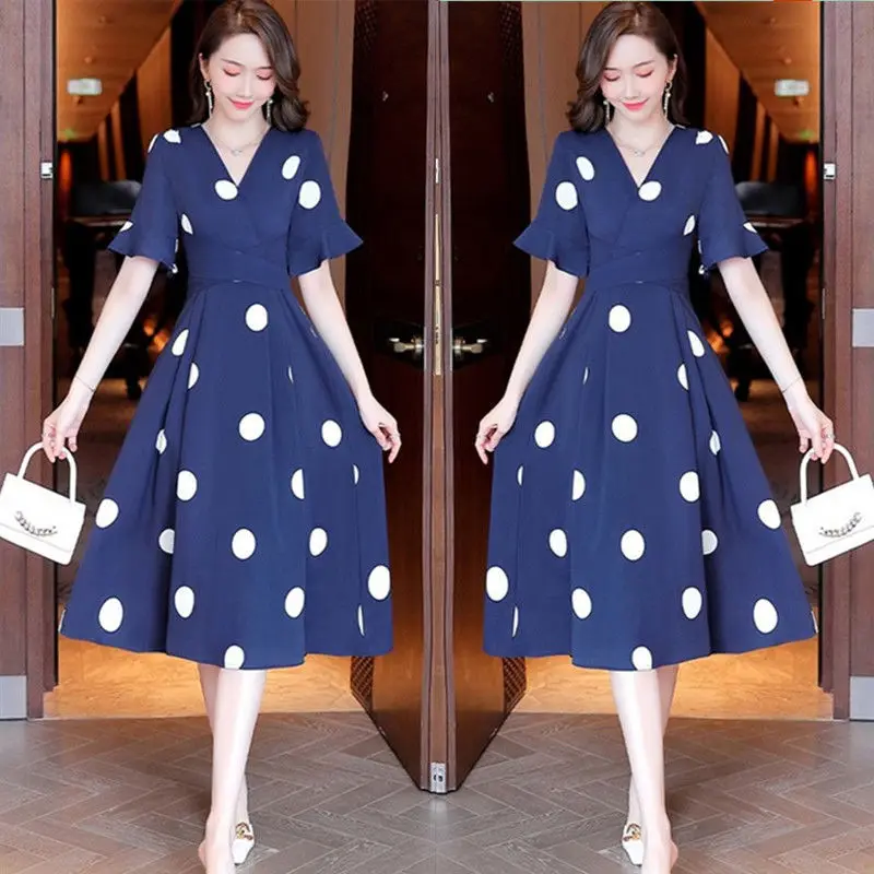 Рисунок 6 - Шифоновое платье в горошек