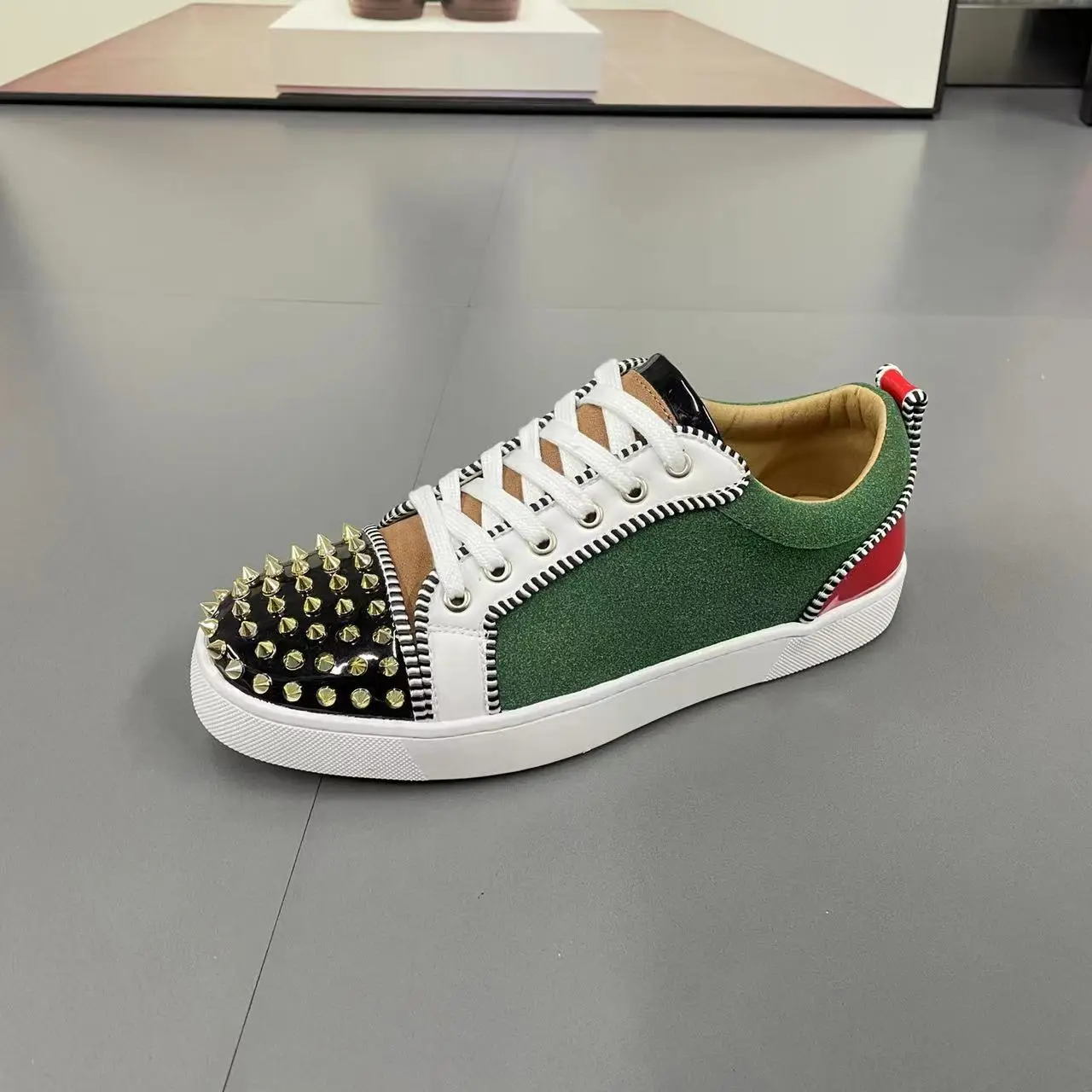 Рисунок 2 - Роскошные Дизайнерские дышащие мужские туфли