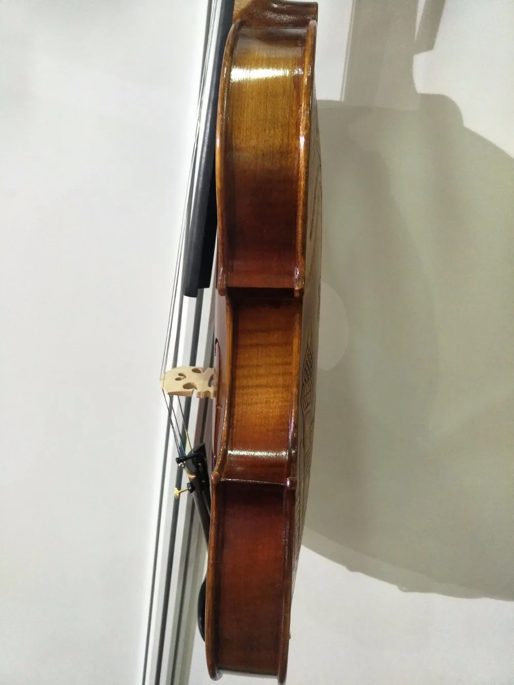 hand made Nice violin. maple back violin+bow +rectangular case+rosin