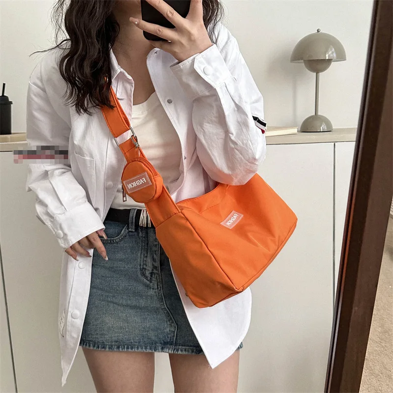 

INS Fresh Campus Canvas Bag 2023 Spring New Style Bag Women's Bag Fashion Network Red Girl One Shoulder Crossbody Bag