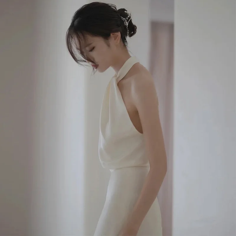 Sexy Backless Soft Satin Wedding Dress Classic Halter Sleeveless Elegant Bridal Dresses Simple A-line Party Dress Customized