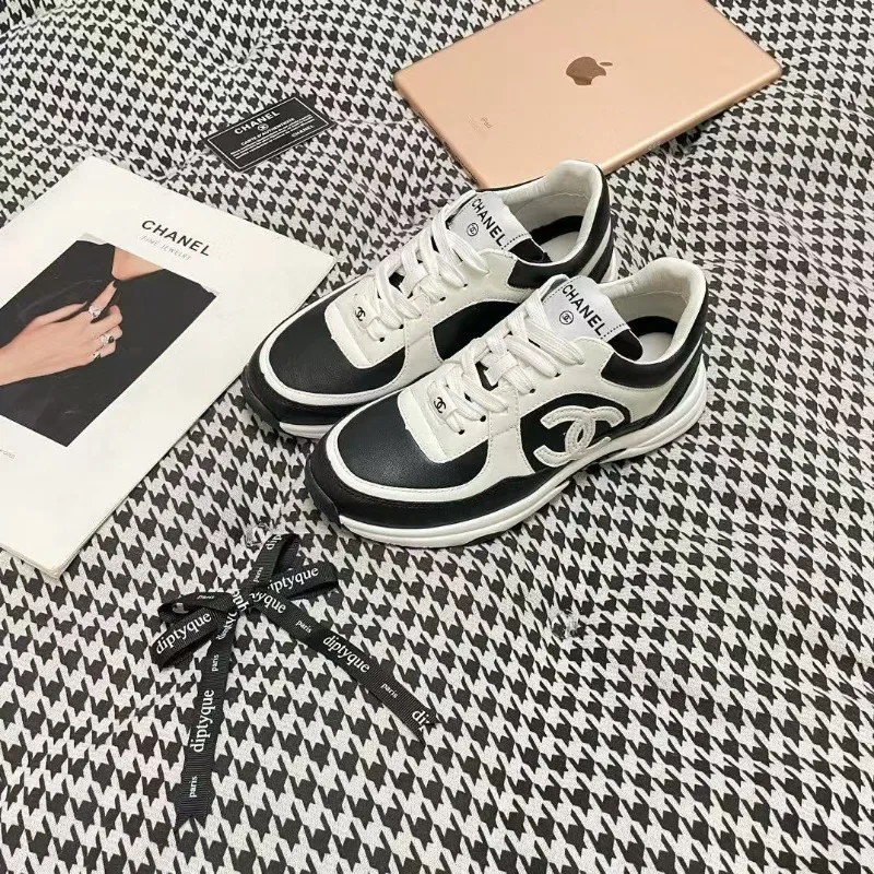 Thick Soled Casual Board Shoes for Spring and Summer, New Breathable and Versatile Round Toe Sports Style White Shoes 3