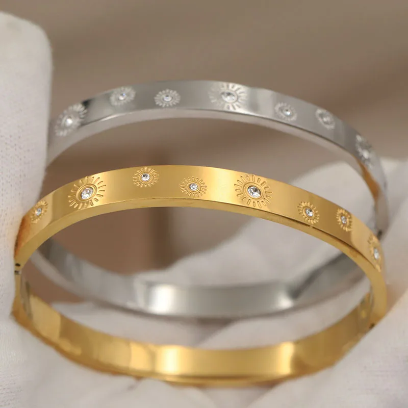 316L Classic Stainless Steel Crystal Sun Bracelet for Women Elegant Bangles Rust-proof Simple Bangle Wrist Jewelry 3