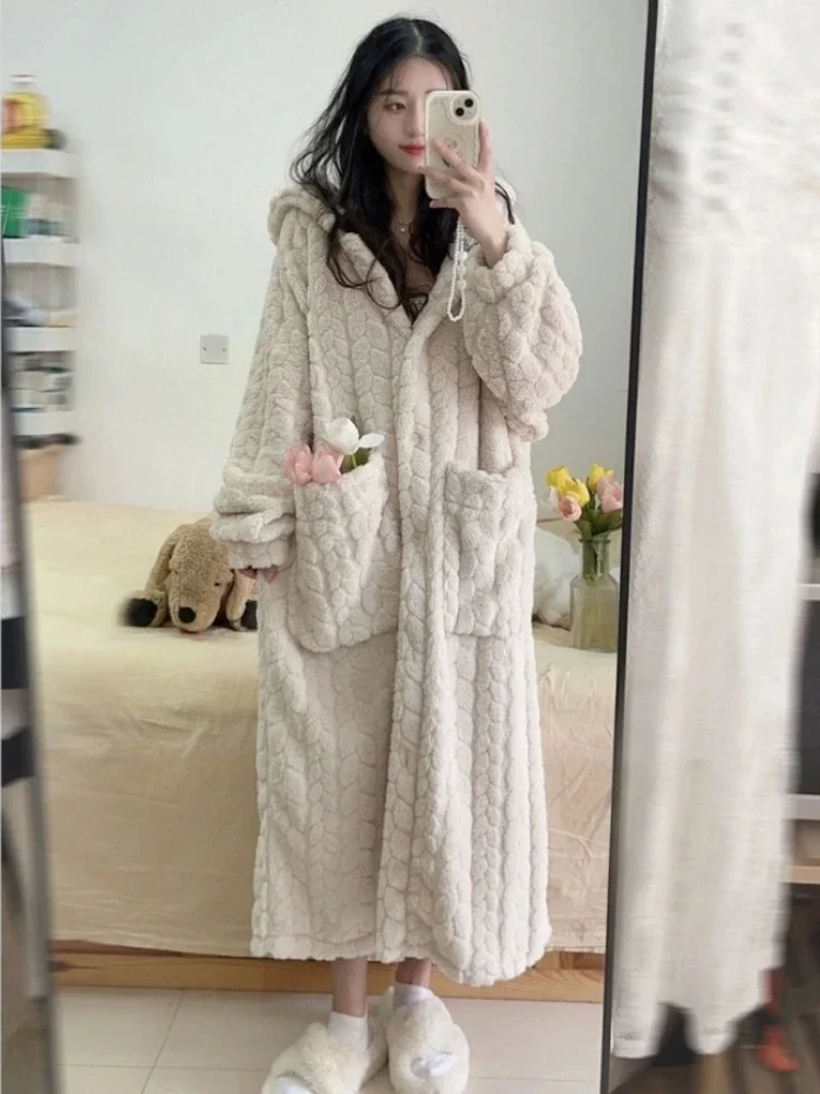 Hooded Robes Women Sleepwear Thickening Girls Kawaii Cute Homewear Winter Warm Bathrobe Casual Pockets Solid Fluffy Comfortable Women Sleepwear