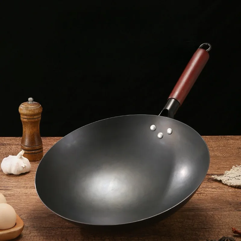 

Chinese Traditional Iron Wok Handmade Large Wok&Wooden Handle Non-stick Wok Gas Cooker Pan Kitchen Cookware Iron Pot