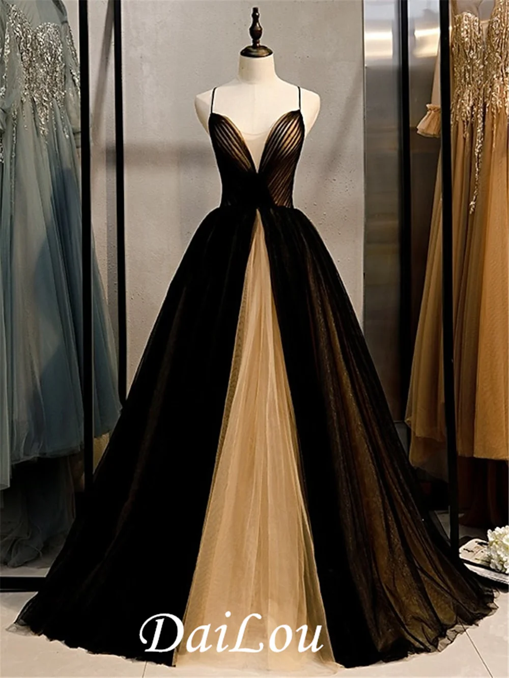 

Color Block Beautiful Back Engagement Formal Evening Birthday Dress V Neck Crisscross Back Sleeveless Sweep / Brush Train Tulle