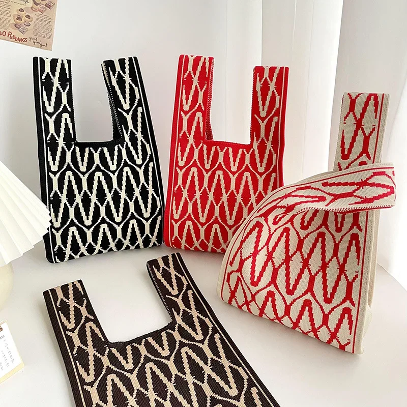 

Vest Bag Vest Bag Fashion Knitted Handbag Hand Bag Korean Version All Match Color Big Wave Braided Women's