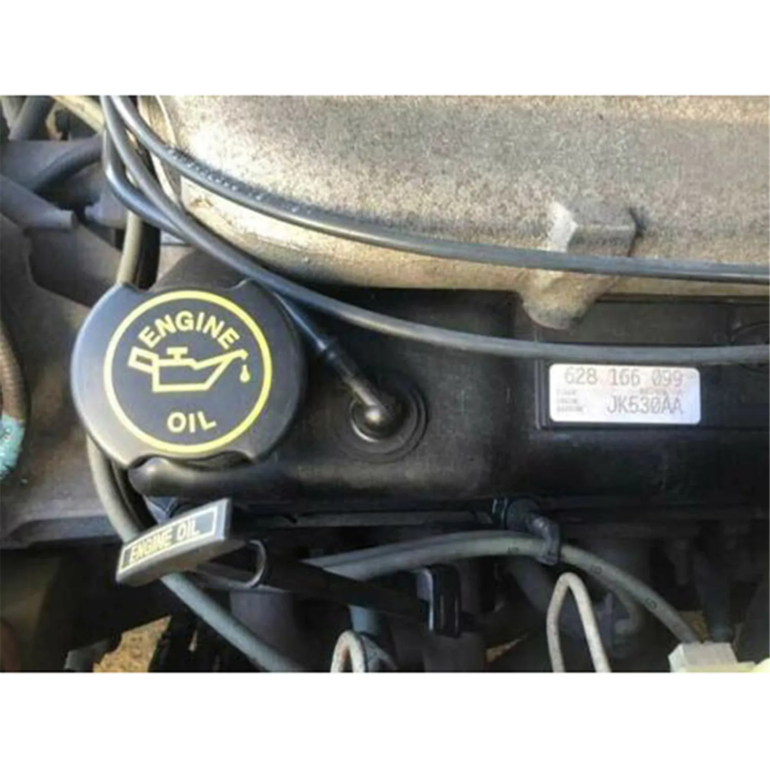 Fuel Tank Cover Fuel Tank Cap Fuel Cap 1pc Car Inner Engine Fuel Filler Gas Cap Tank Cover F3AZ-6766-B For Ford F-250 F-350 F-450 F-550 Super Duty Explorer 1993-2001