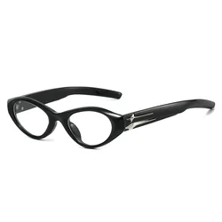 Chic Retro Black Cat - Eye Sunglasses with Silver Star Accent - Perfect for Fashion - Forward Looks (Black frame white)