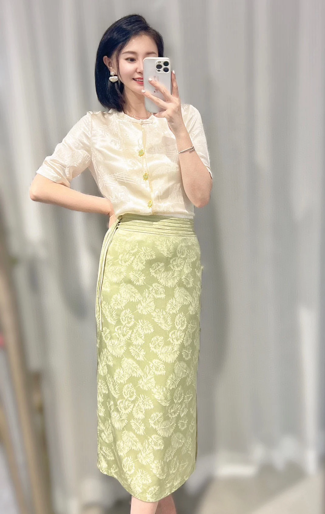 

2023 Spring/Summer Fashion New Women's Clothing Buckle Skirt Suit 0801