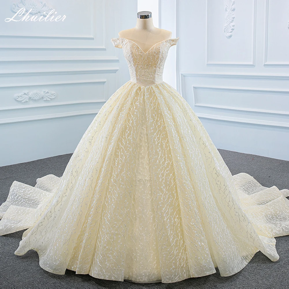 

Lhuilier Women's Elegant Boat Neck Ball Gown Champagne Lace Wedding Dresses Short Sleeves Bridal Gown with Chapel Train