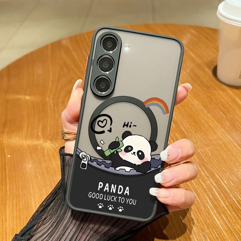 Magnetic Lovely Panda Case with Magsafe Compatibility