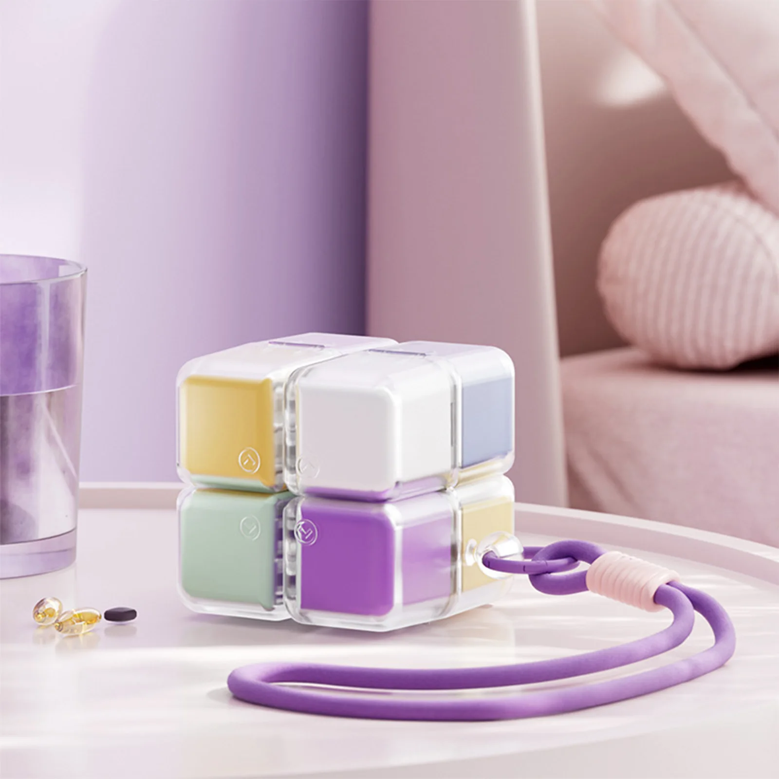 8칸짜리 자석식 약통, 여행용 약통, 생선 기름, 약, 비타민, 보충제, 설탕 등을 위한 간편하게 열리는 약통