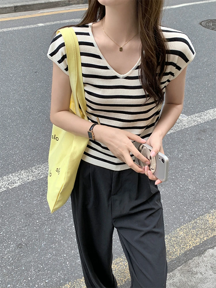 

Cotton Summer V-neck knit shirt Drawstring design Neck Short Sleeve T-shirt Women's Top