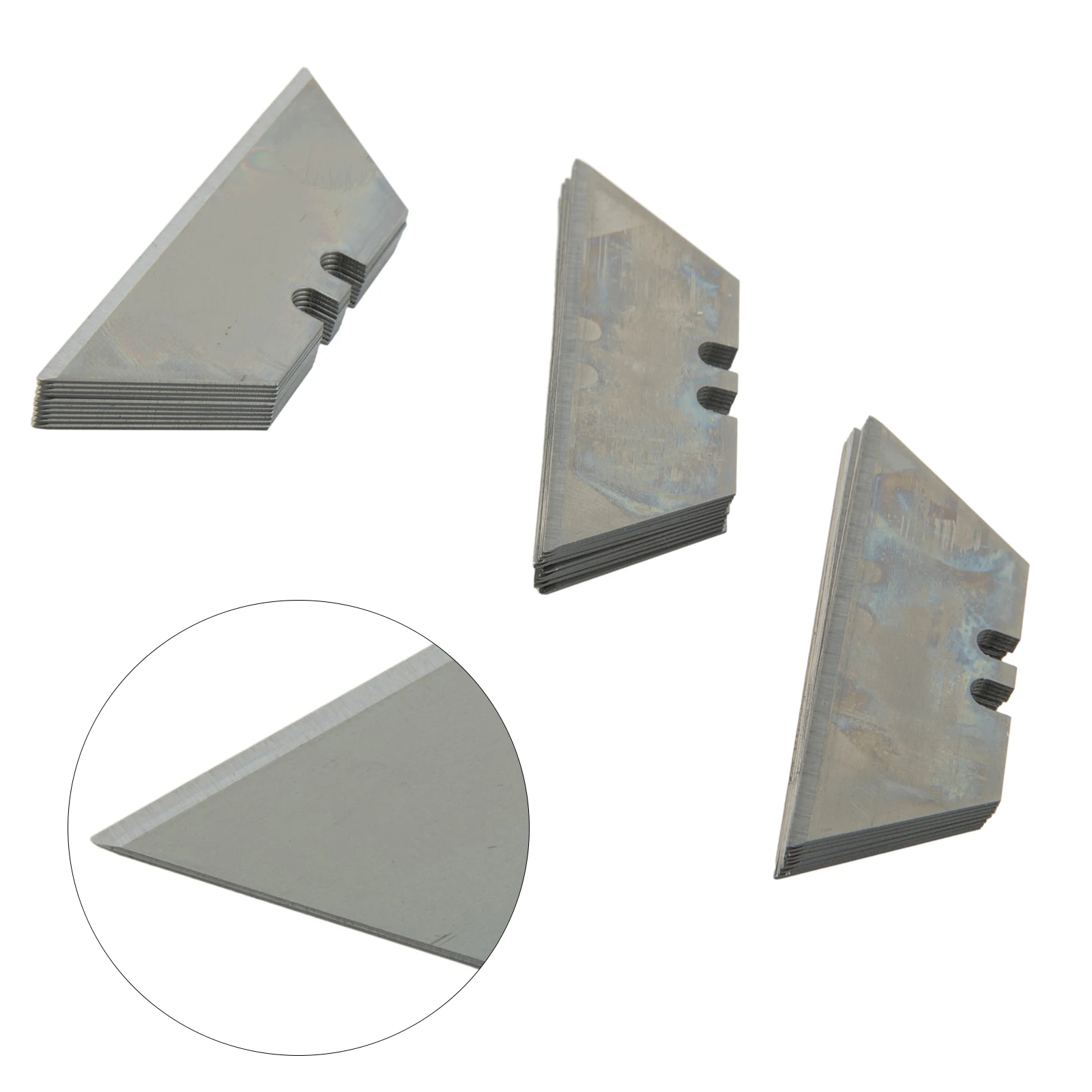 

Manual Cutting Trapezoidal Blade Blade 0.6mm Thickness 2.36×0.7 Inch 60# Carbon Steel Black Silver Lightweight