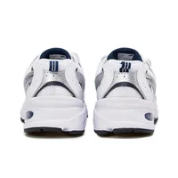 New Balance NB 530 : Chaussures décontractées basses pour femme, confortables, amortissantes et durables, en blanc GR530SB1 3