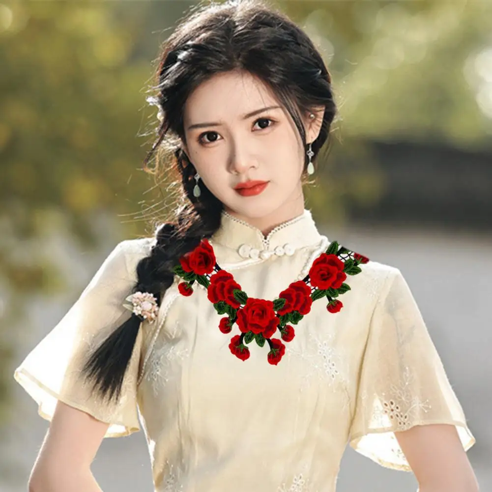 Flower Clothes Patch V-Shaped Hollow Out Collar Applique DIY Embroidered Flower Leaves Applique Trim Patch Clothing Accessories