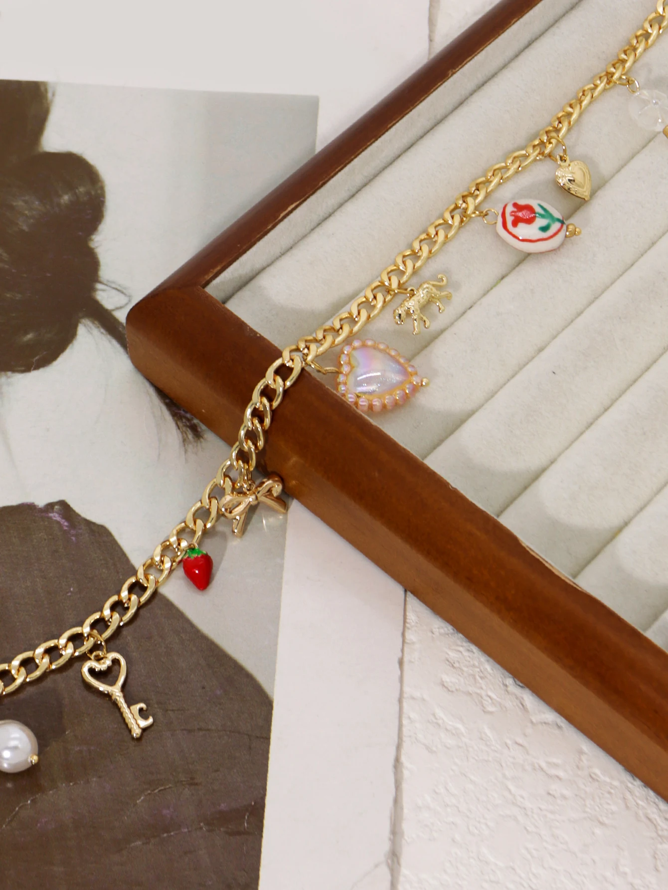 New Shell Imitation Pearl Ceramic Tulip Key Pendant Necklace for Women Simple Women's Clavicle Chain Jewelry Gifts - Image 5