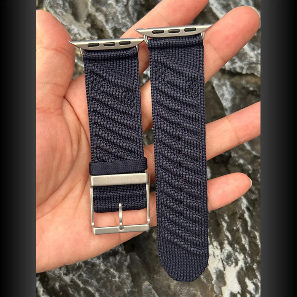 Elegant Sport Bracelet for Smart Watches - Premium Design for Durability and Style