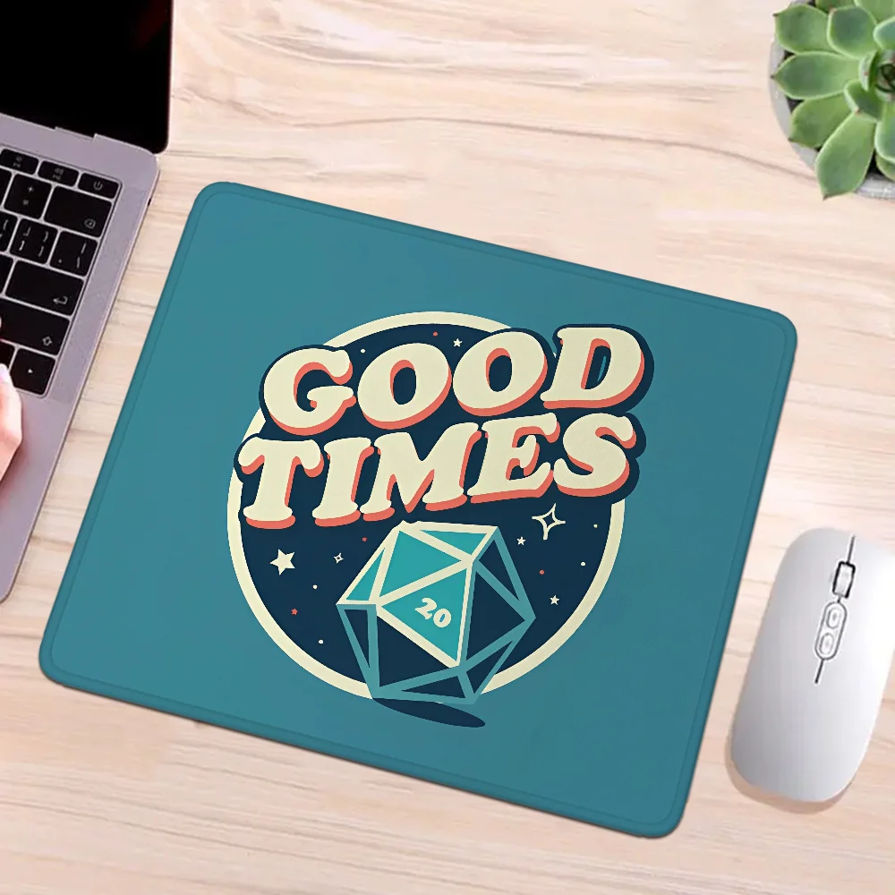Mousepad Company Pc Gamer Retro Good Times D20 Dadi Da Tavolo Rpg Tappetino Da Tavolo Tappetini Da Gioco Per Ragazza Hot Pad Accessorio Da Scrivania L
