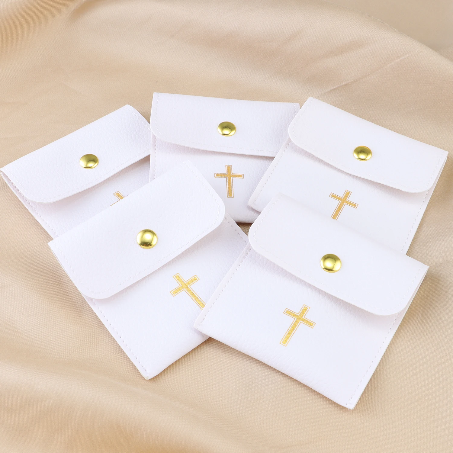 Pu Leather Bags for Rosary Necklace White Religion Jewelry Pouch with Cross Gift Packaging Buckle Bag Jewelry Storage Pouches