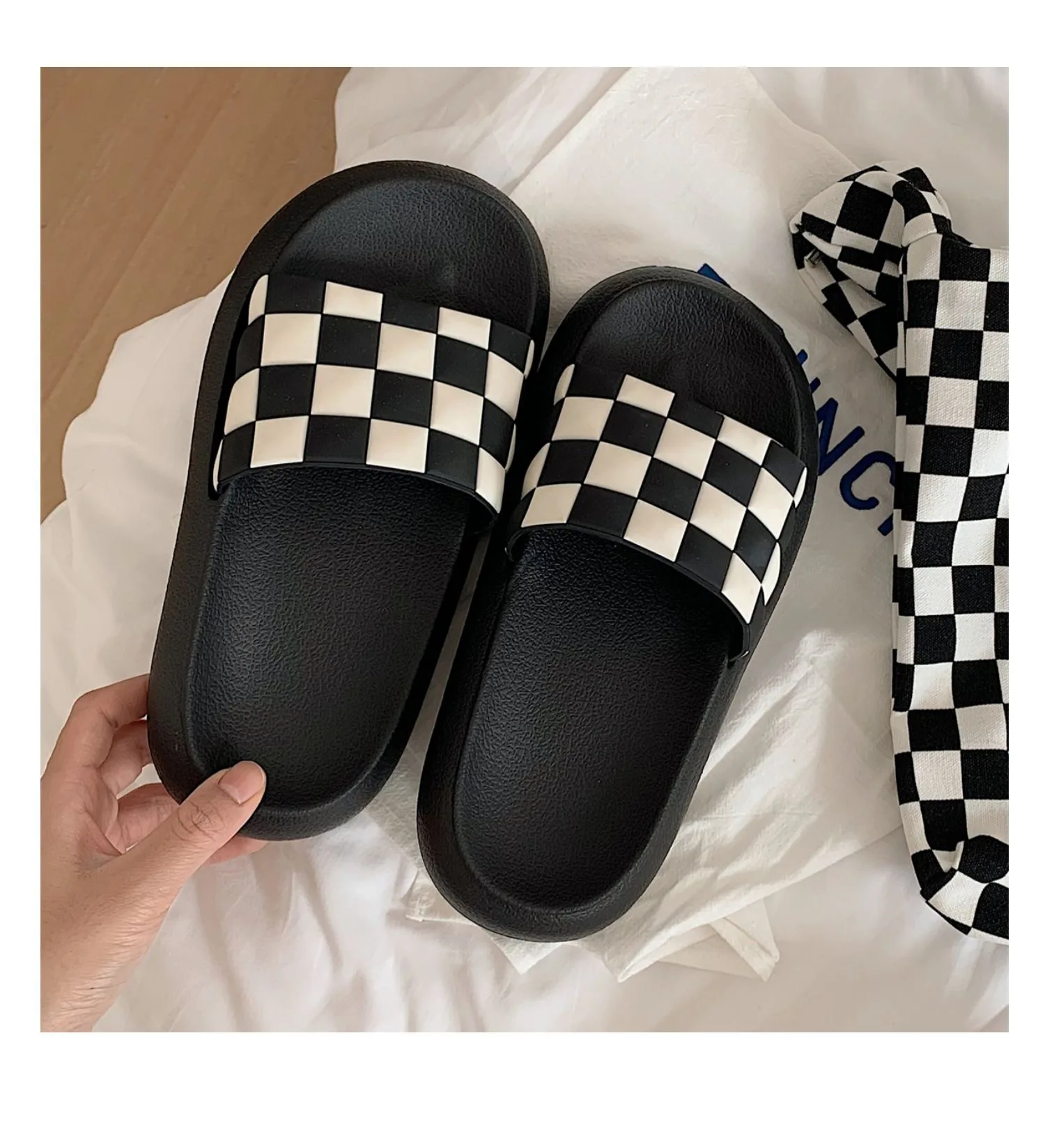 Black White Checkerboard Slippers Summer New Slippers Women Indoor Home Thick-soled Beach Sandals Couple Soft-soled Shoes best indoor shoes for plantar fasciitis