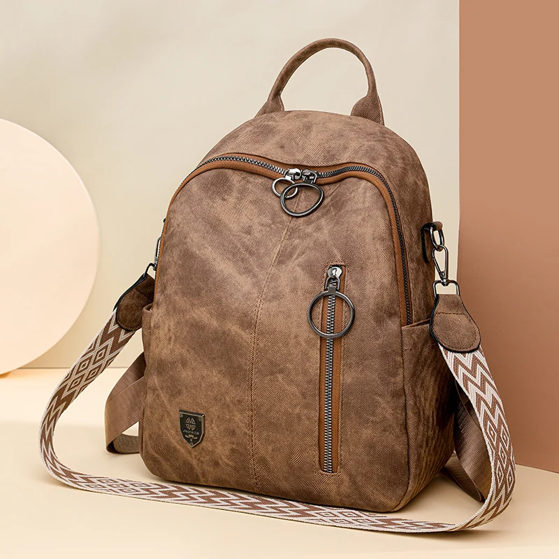 New fashionable women's backpack with adjustable shoulder straps, perfect for commuting, leisure or travel, perfect holiday gift