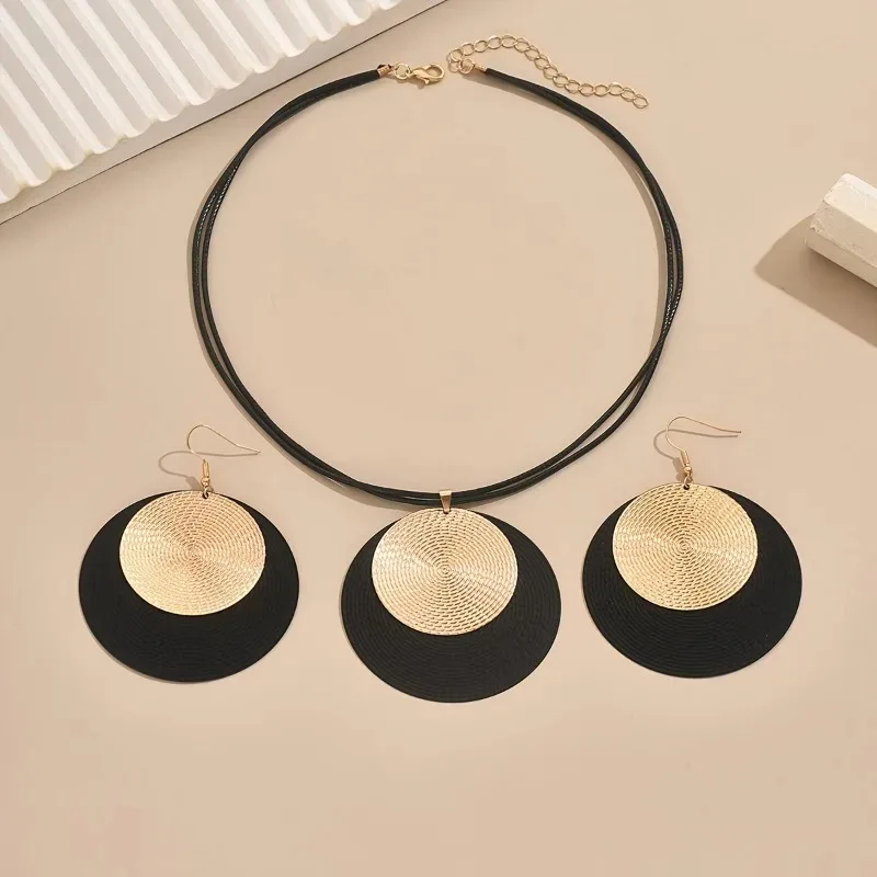 3PC Womens Round Earrings And Collar Necklace Set