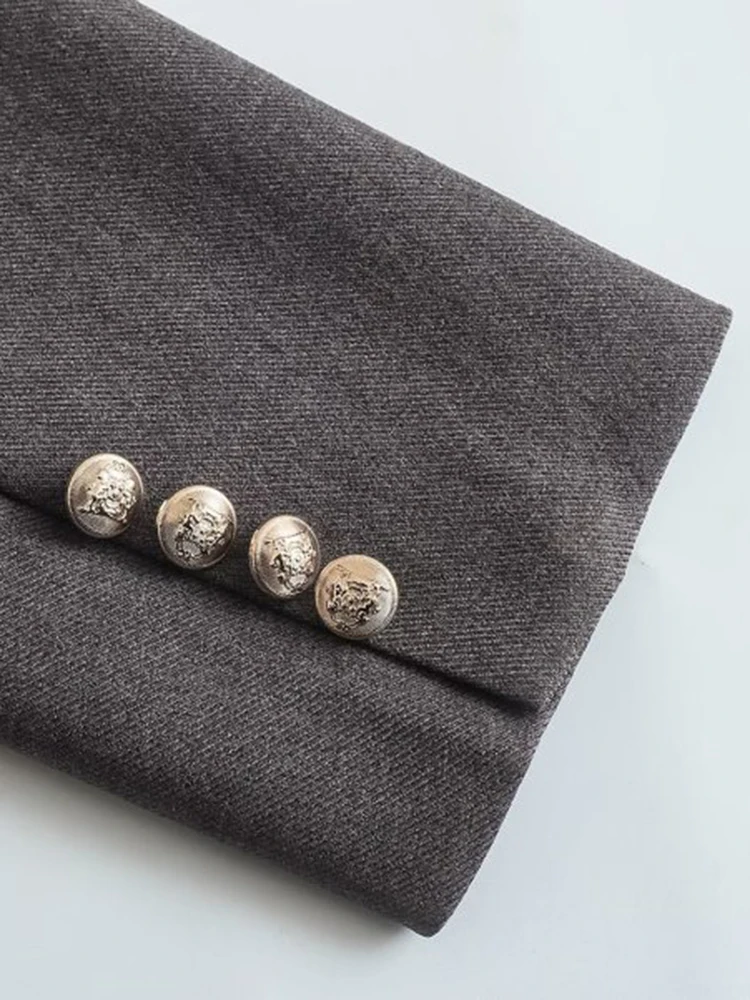 Рисунок 5 - Женский модный двубортный прямой офисный Блейзер