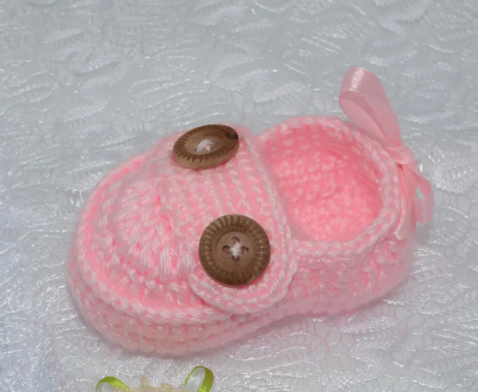 Handmade crochet Crochet knitted baby shoes, sandals garden shoes, newborn baby gifts