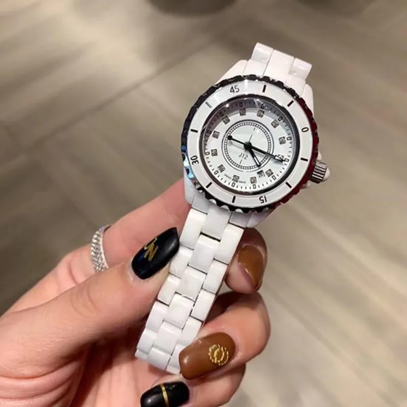 Prime Luxurious Model Excessive High quality Ceramic Strap Diamond Look ahead to Ladies Calendar Dial 33mm or 38mm Ladies’s Vogue Quartz Watch