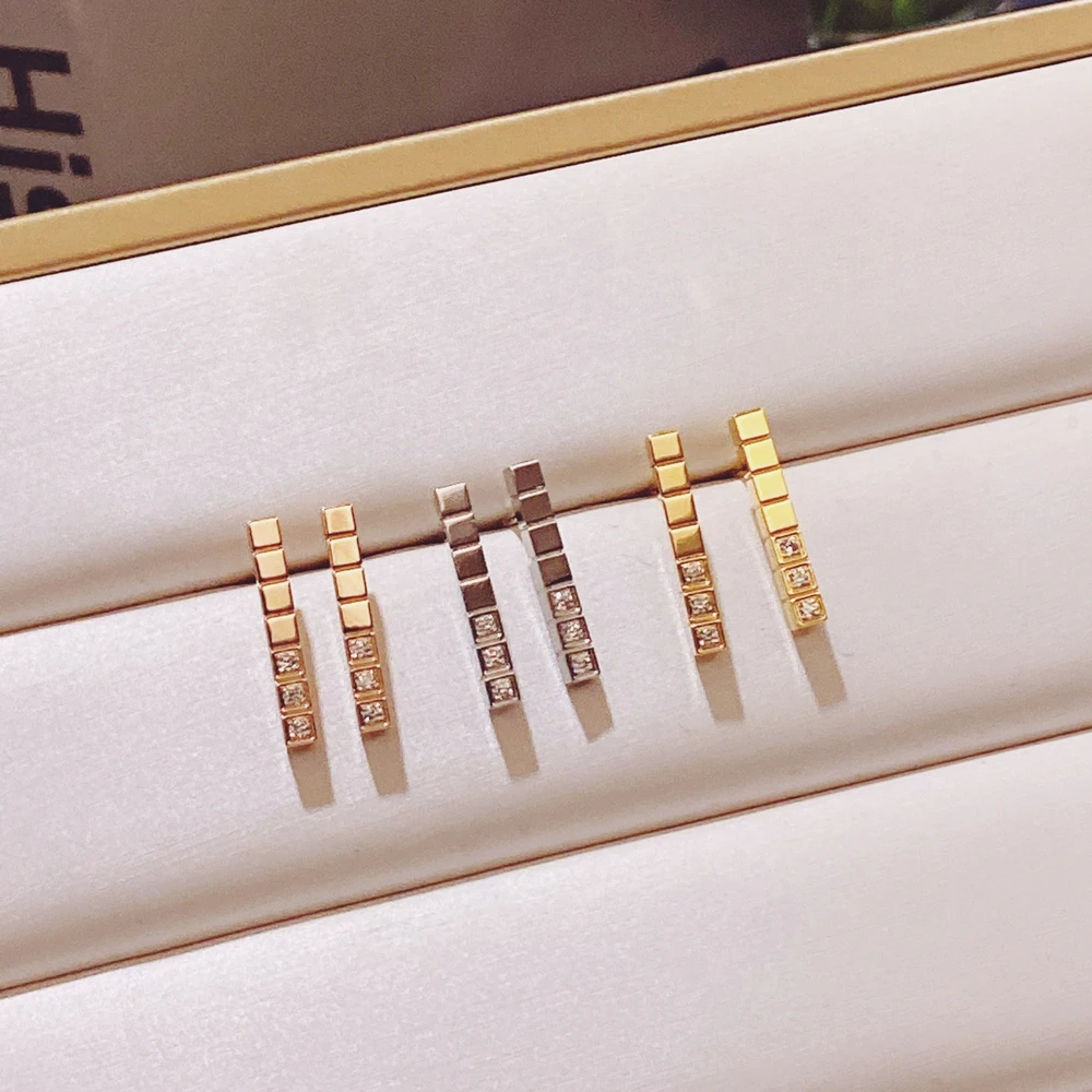 

2022 Simple Fashion High Quality Luxury Jewelry Ice Block Earrings For Women Party Anniversary Gift Elegant Versatile.