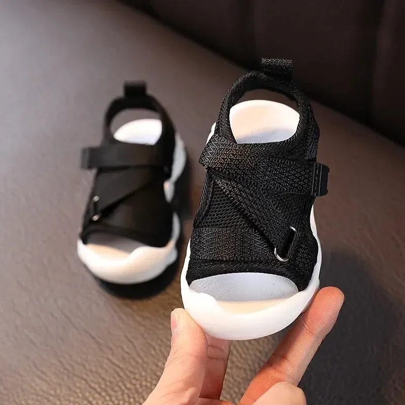 Breathable Summer Sport Shoes Boys Girls Baby Step Learning Shoes Low Cut Beach Slippers Summer Casual Style Mesh Material 2