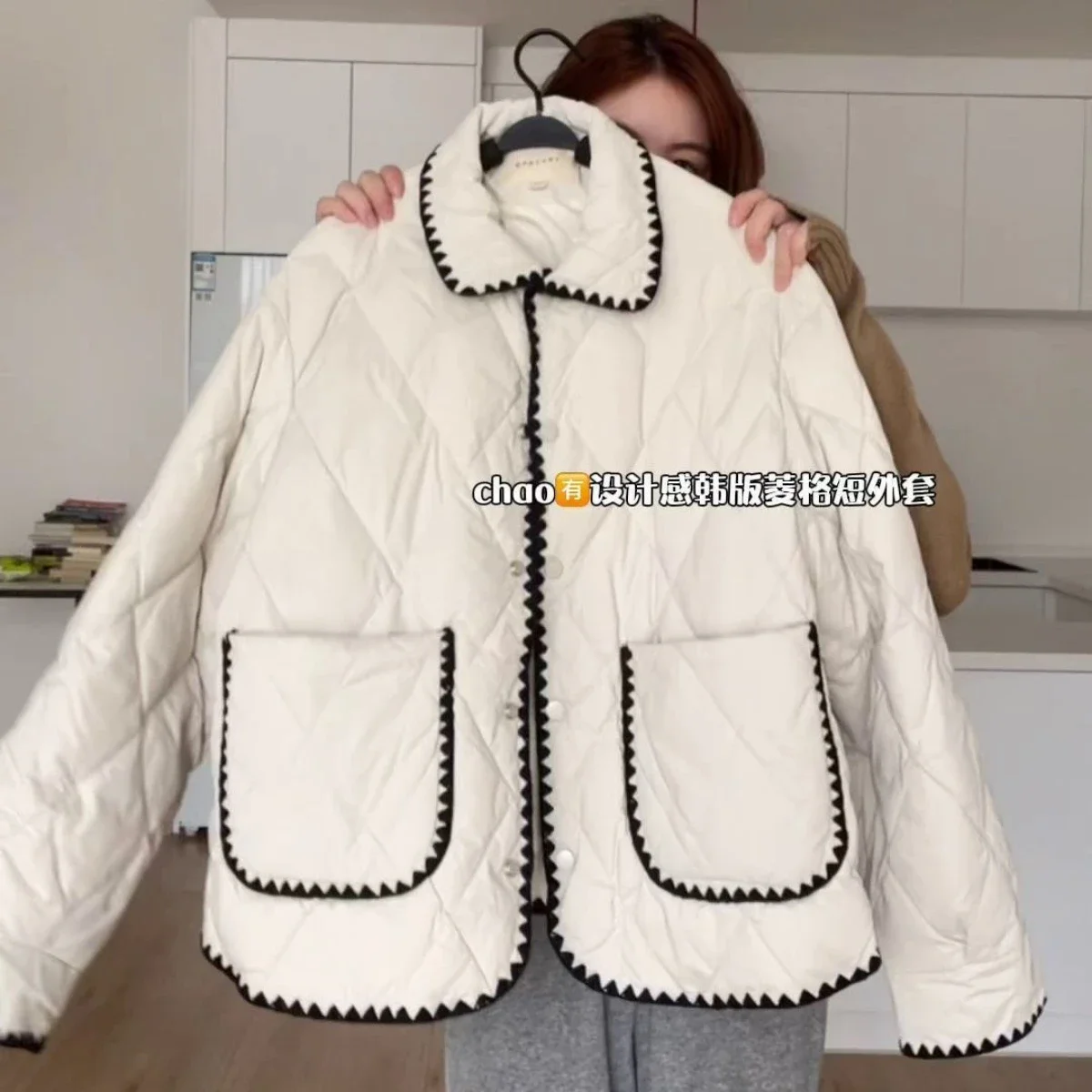 2022 Korean Version of The Simple and Fashionable Short Design Feeling Light Winter Cotton Clothes Cotton Coat Jacket Top Women