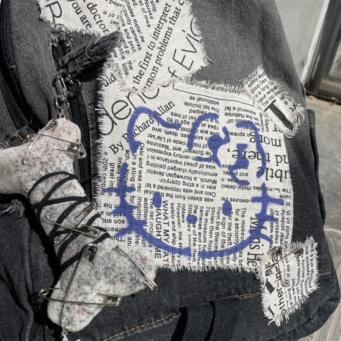 Hello Kitty hand-made ghost horse girl spray-painted gradient denim backpack cute bone cartoon large capacity school bag