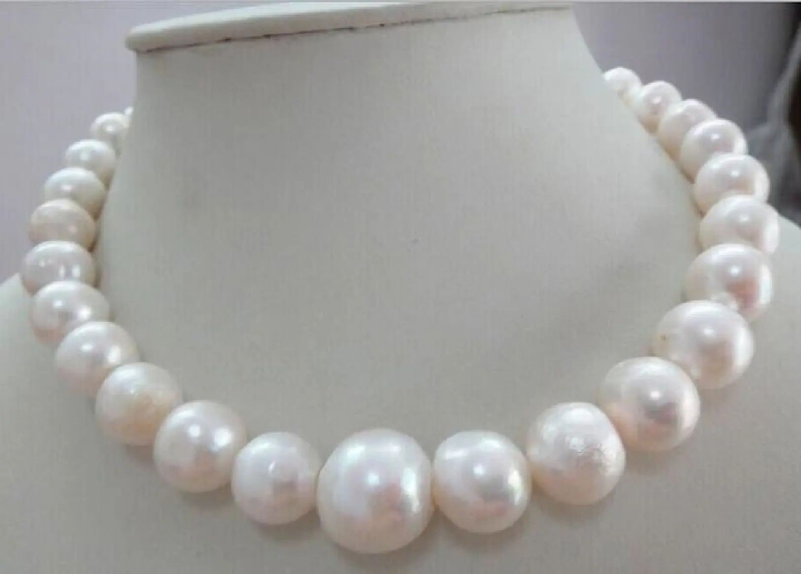 

HUGE 18"11-13MM NATURAL AUSTRALIAN SOUTH SEA GENUINE WHITE NUCLEAR PEARL NECKLACE