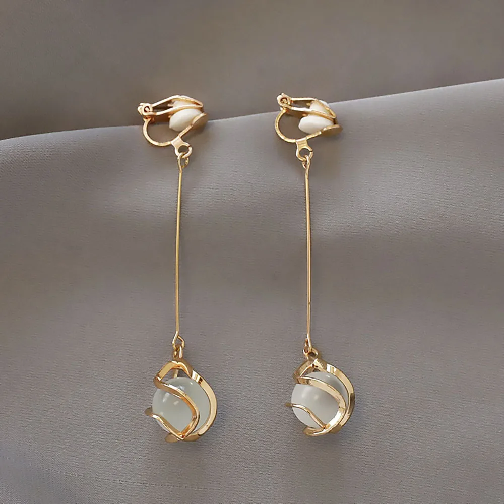 Ear Clip Earrings Exquisite Hollow Imitation Pearl Design Clip On Earrings Women's Tassel Long Clip-On Earrings Non-Pierced