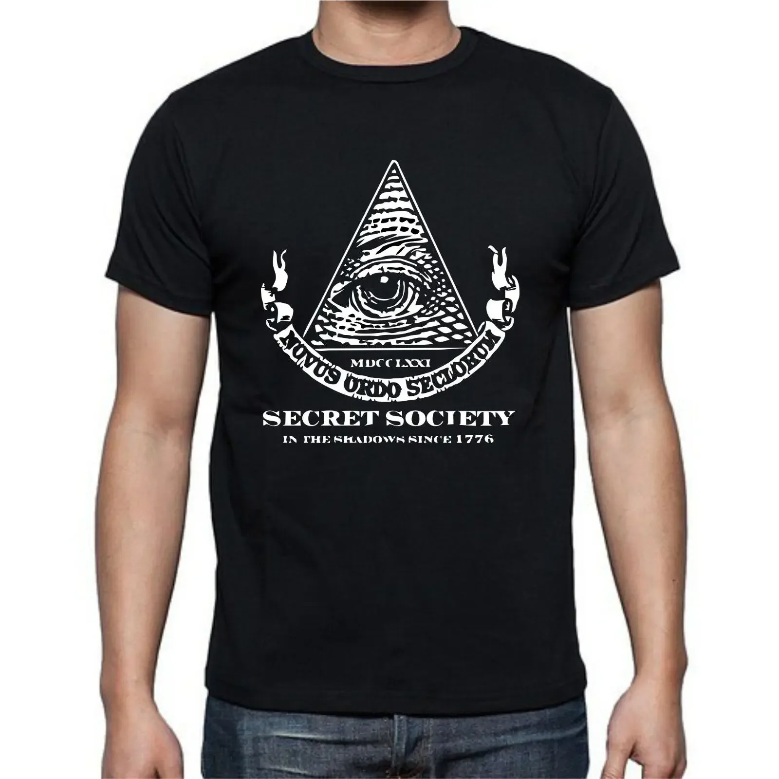 Illuminati Secret Society Freemason Eye Pyramid Maglietta Massonica Tee