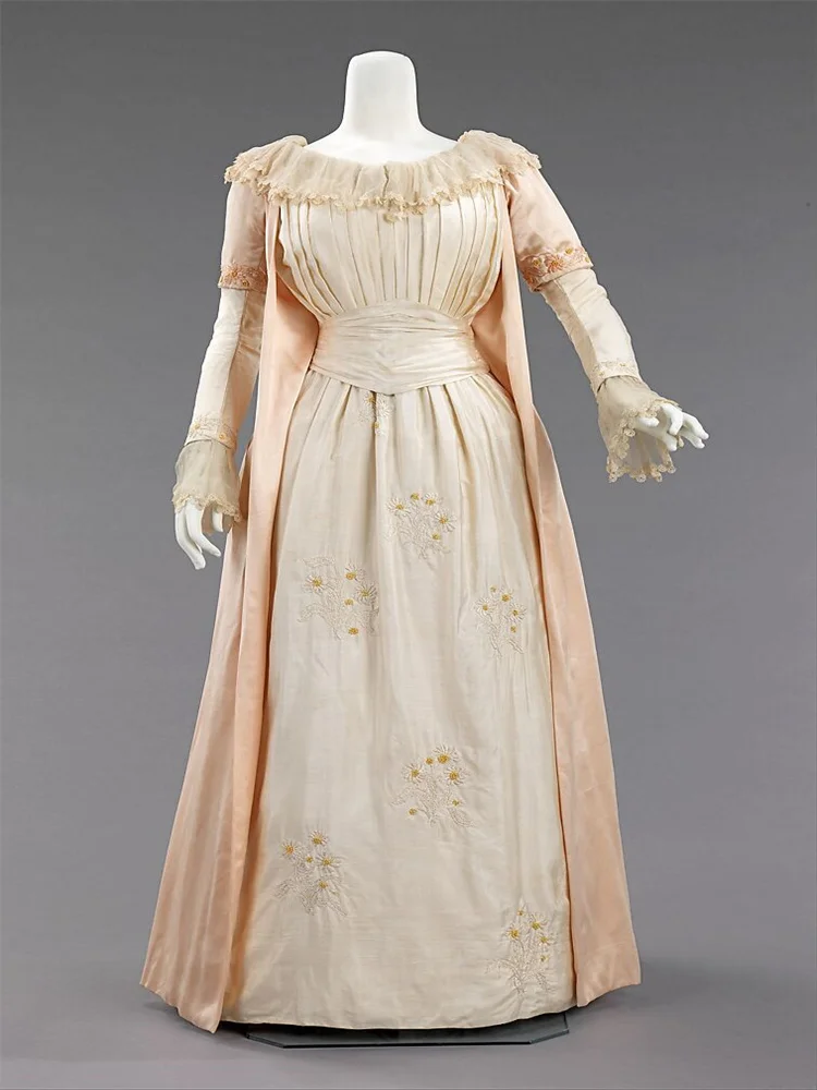 1885s Victorian Lady Evening Dress Historical Civil War Southern