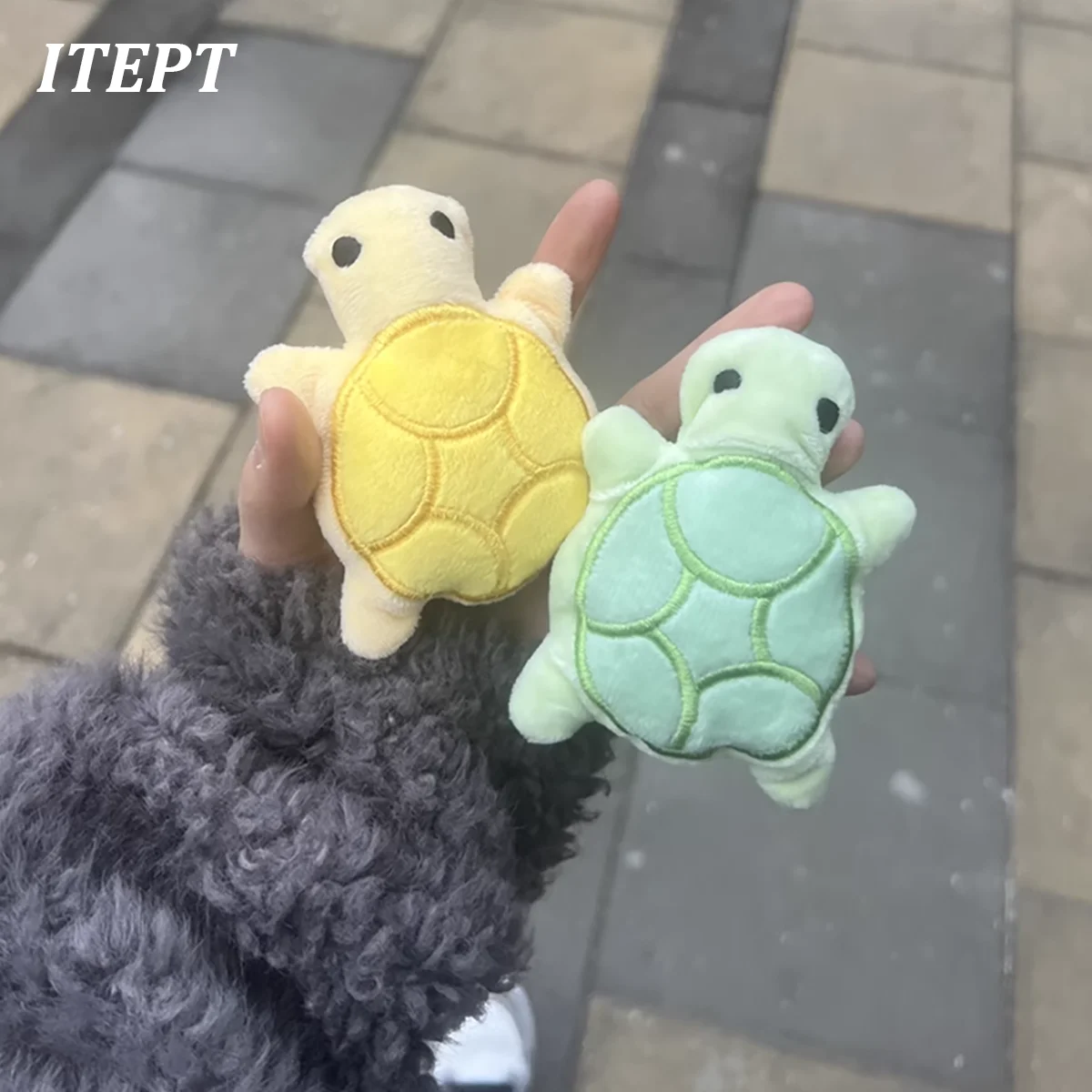 Mini cute turtle dog plush toy, squeaking dog teething sound toy, soft and safe, good for dental health, suitable for puppies 5