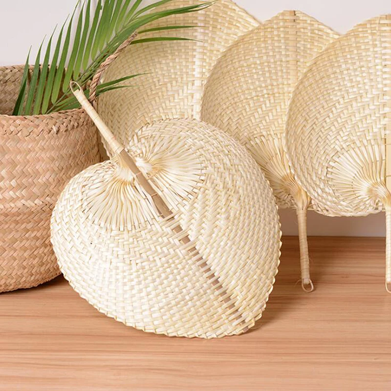Description Picture 3 of itemSummer Handmade Straw Woven Fans DIY Heart Shaped Bamboo Woven Fan Artificial DIY Woven Cooling Fan Home Decoration