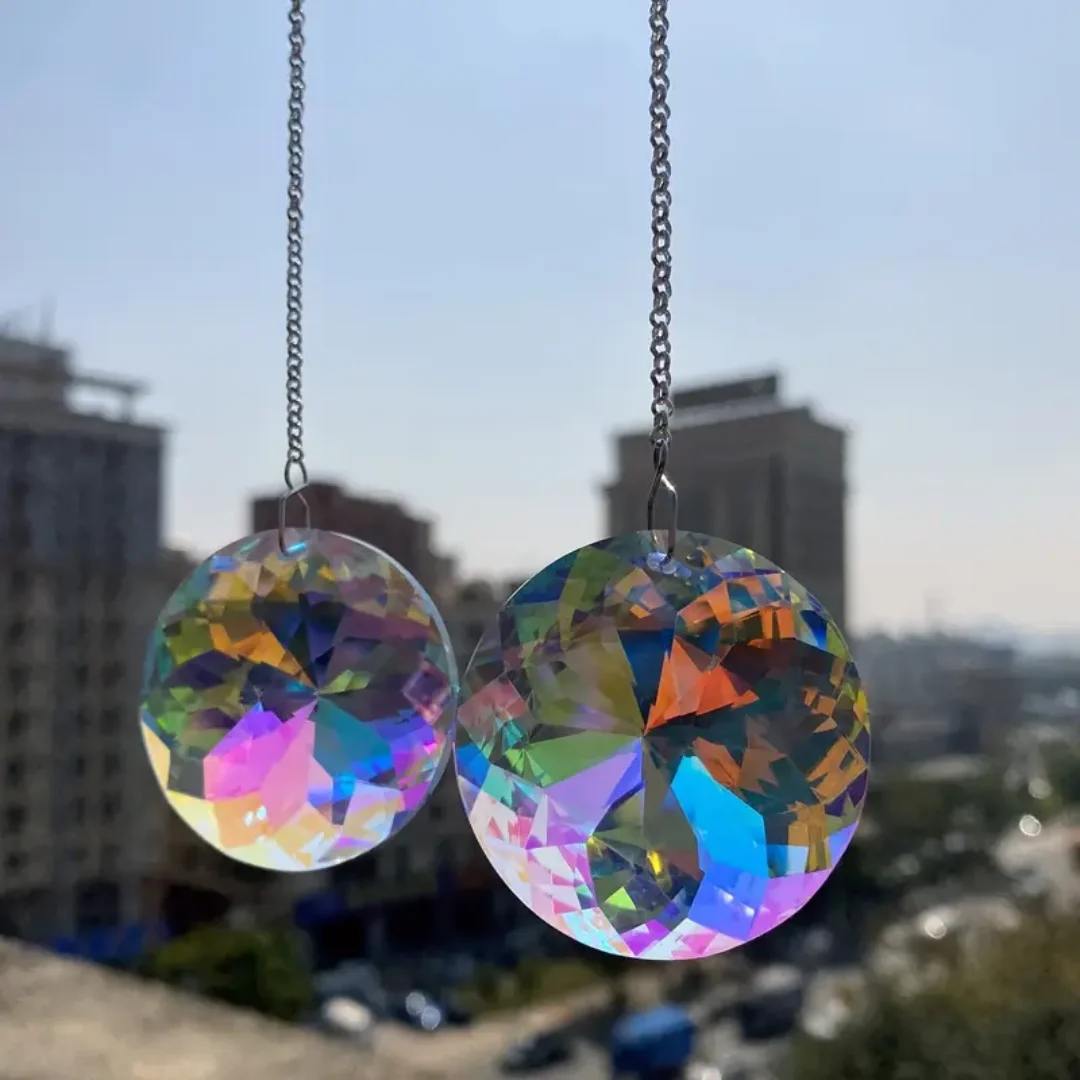 Sun Catchers 2pcs Round Crystal Sun Catchers Glass Prism Hanging Rainbow Maker For Window Balcony Kitchen Garden Decorat