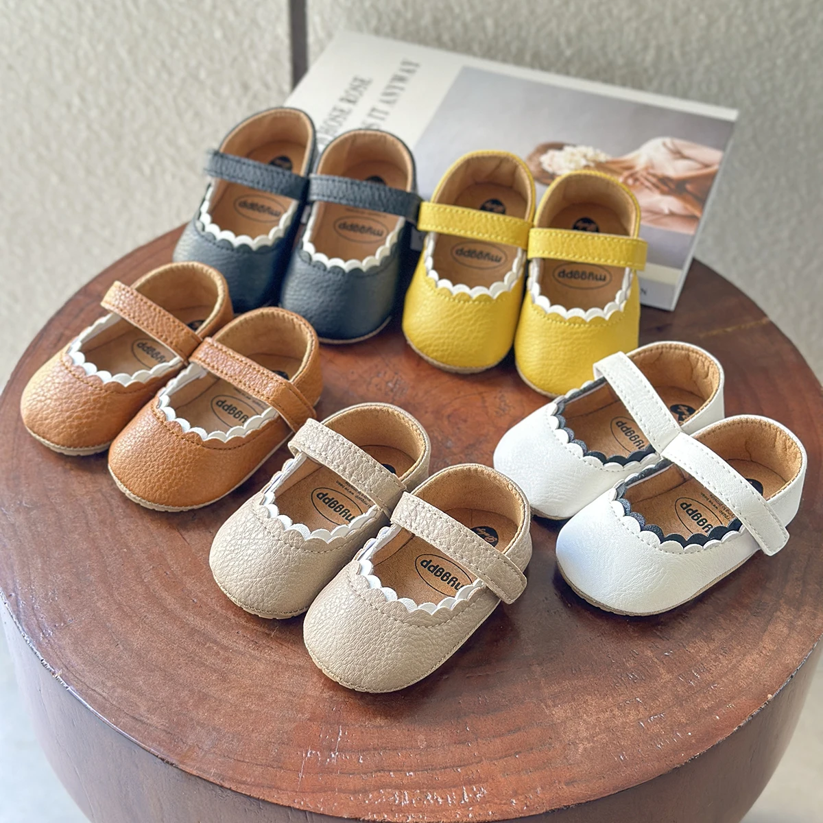 New Baby Shoes Baby Boy Girl Shoes Leather Rubber Sole Anti-slip Toddler First Walkers Infant Crib Shoes Newborn Girl Moccasins 2